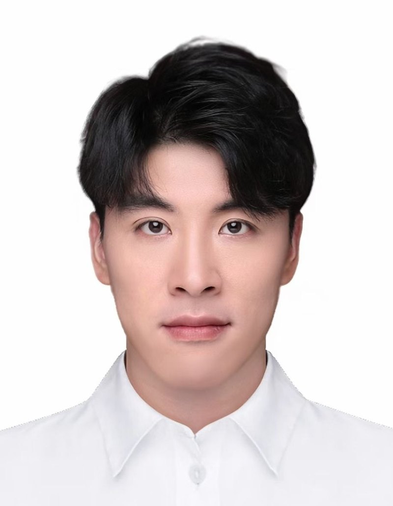 余辛律师照片